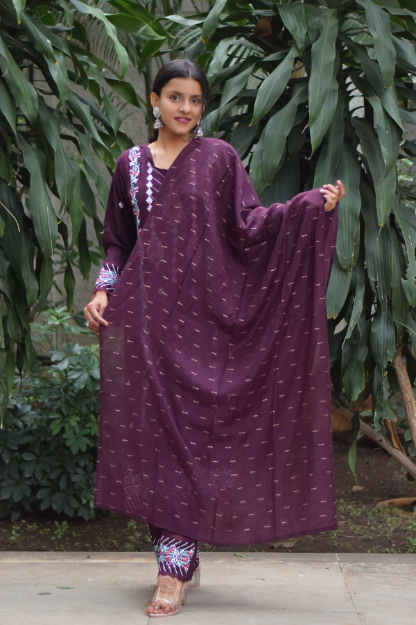 Printed dupatta with kurta set | kurta set for office | pakistani kurta set with dupatta 