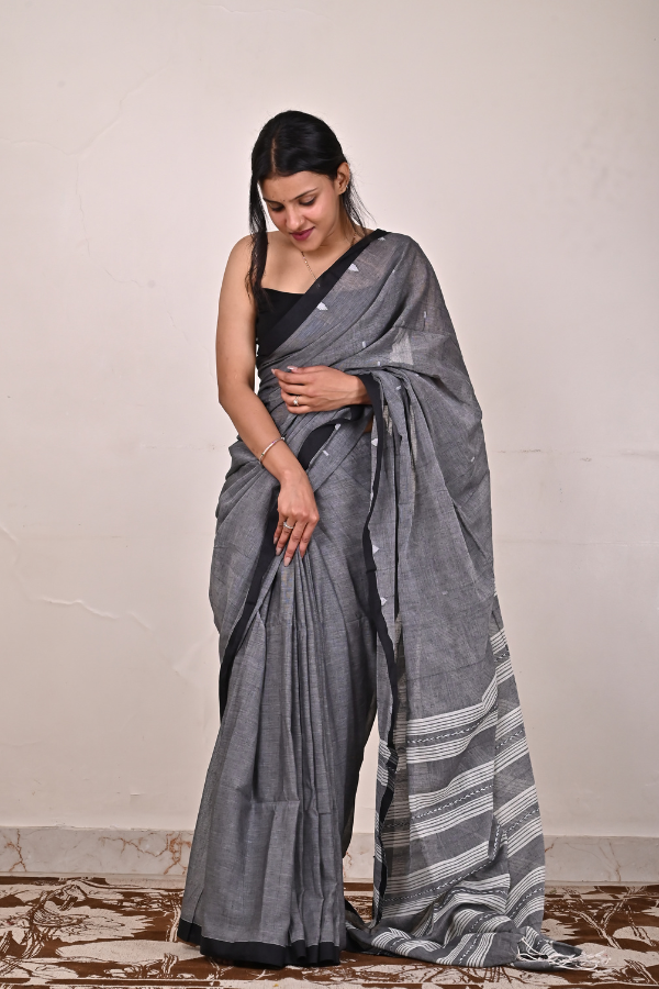 Cool grey Handwoven cotton jamdani saree