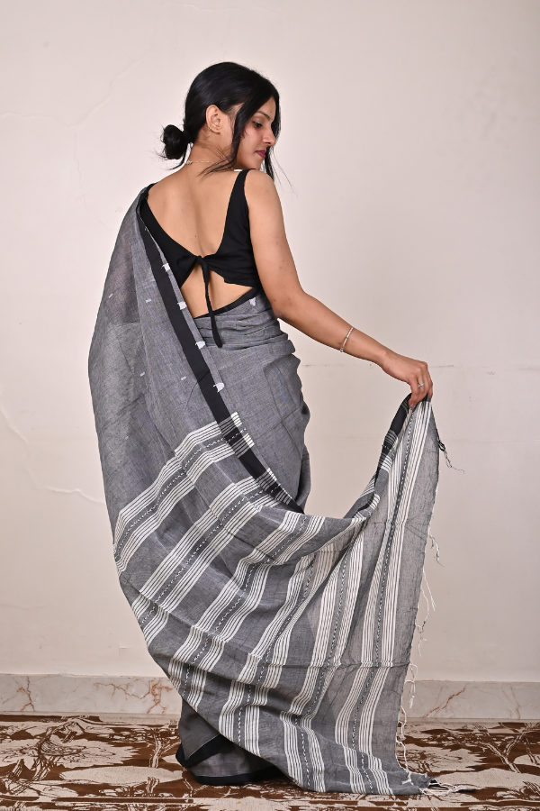 Cool grey Handwoven cotton jamdani saree