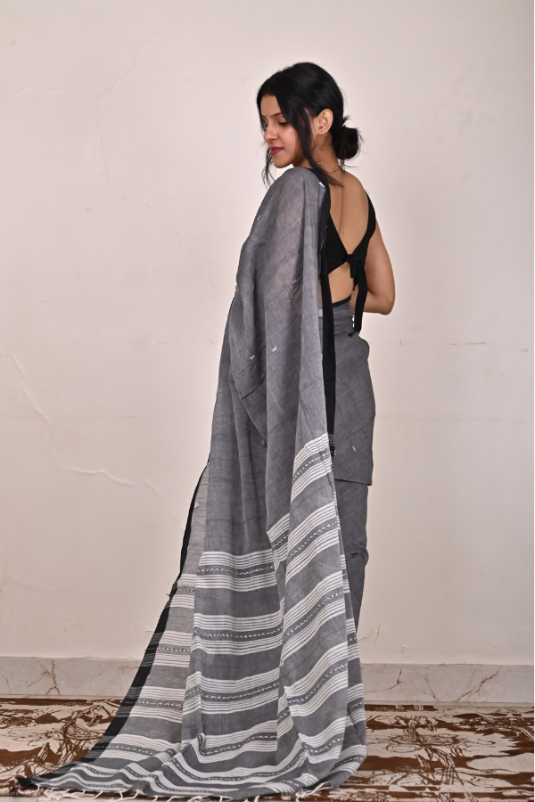 Cool grey Handwoven cotton jamdani saree