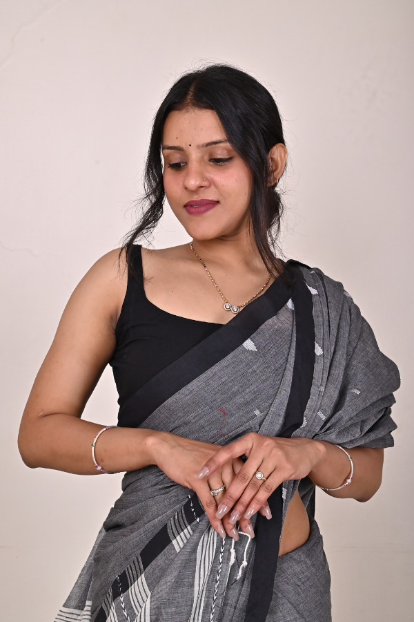 Cool grey Handwoven cotton jamdani saree