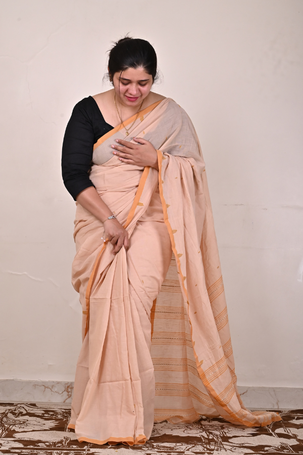 Rose beige Handwoven cotton jamdani saree