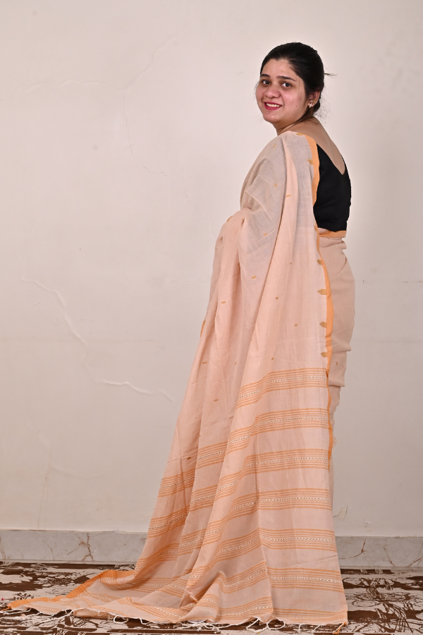 Rose beige Handwoven cotton jamdani saree